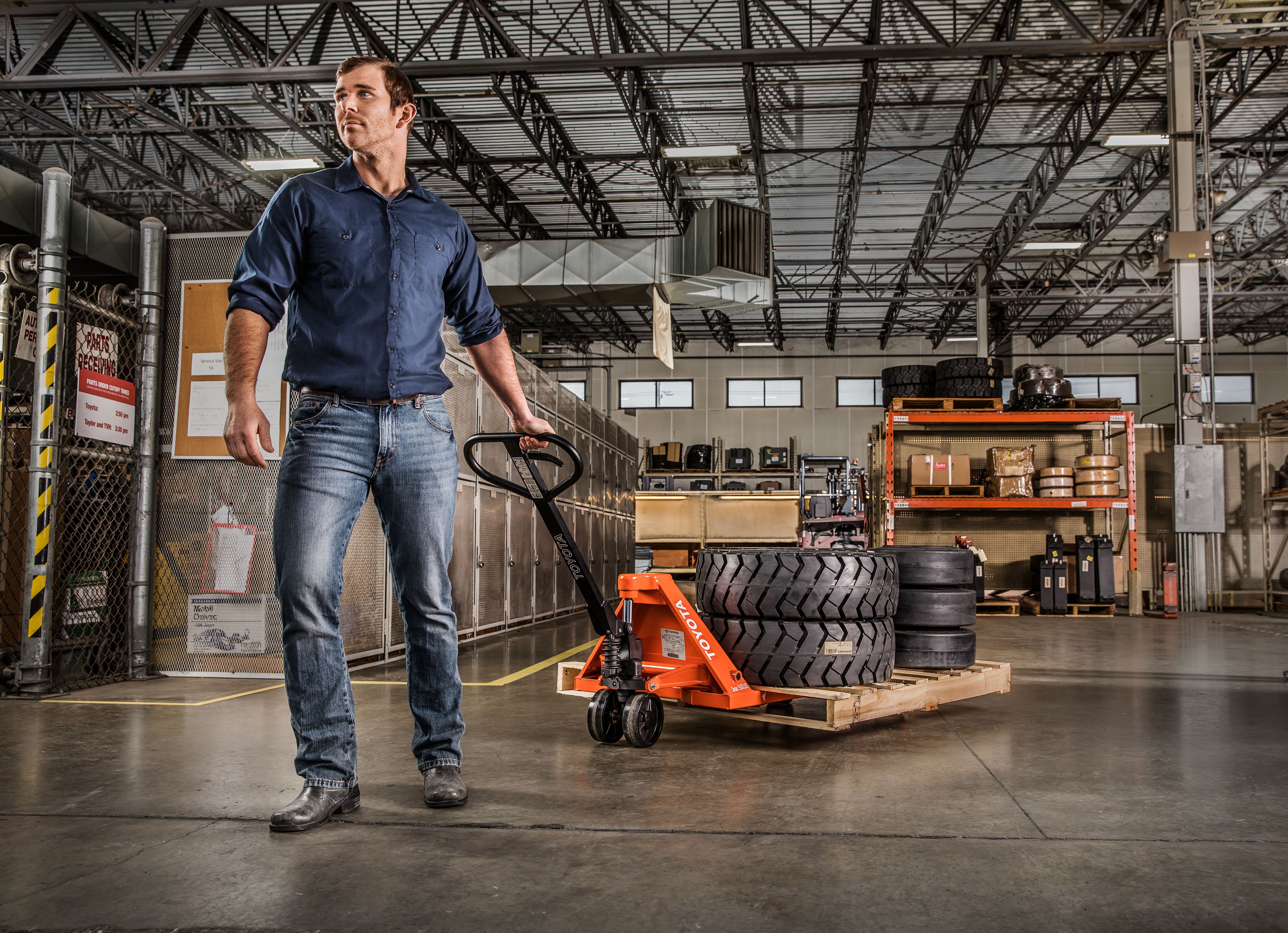 Hand deals pallet trucks